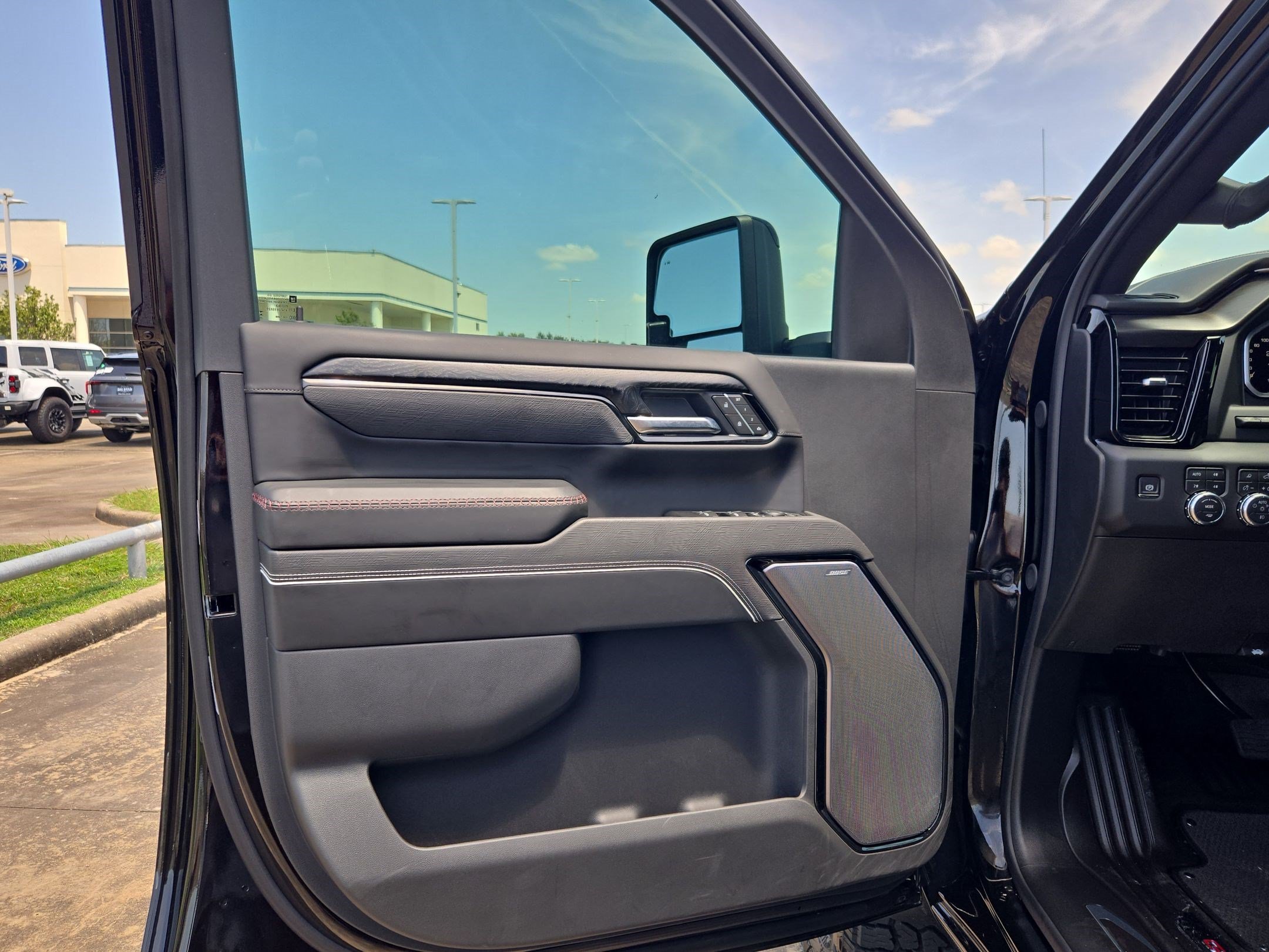 Used 2026 GMC Sierra 2500 AT4X AWD/4WD image 12