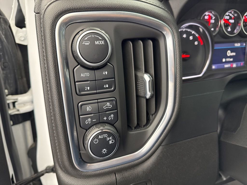 Used 2022 Chevrolet Silverado 1500 LT Trail Boss w/ Convenience Package II AWD/4WD image 26