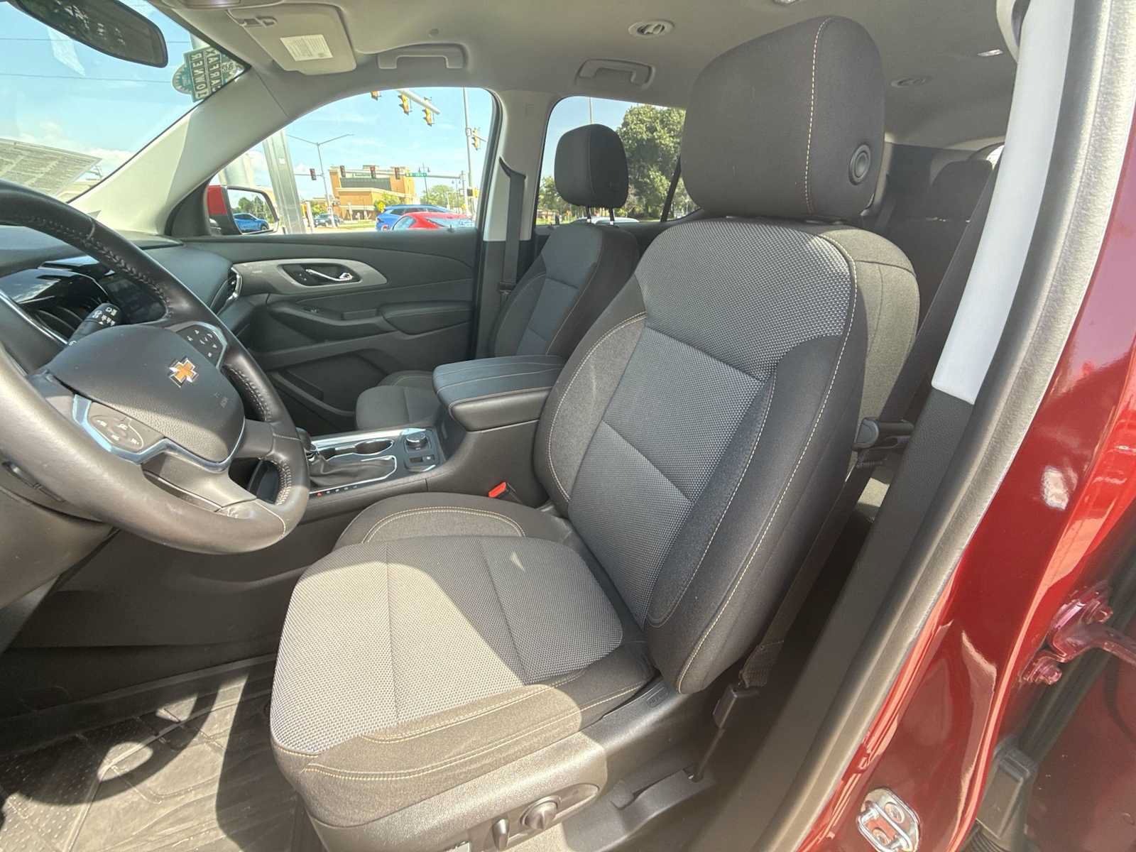 Certified 2021 Chevrolet Traverse LT w/ LPO, Floor Liner Package AWD/4WD image 18