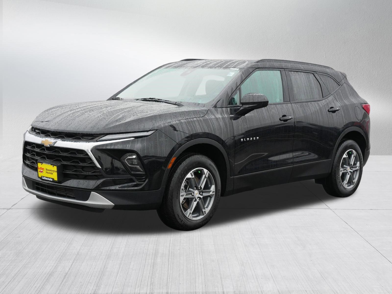 Used 2023 Chevrolet Blazer LT w/ Convenience Package image 3