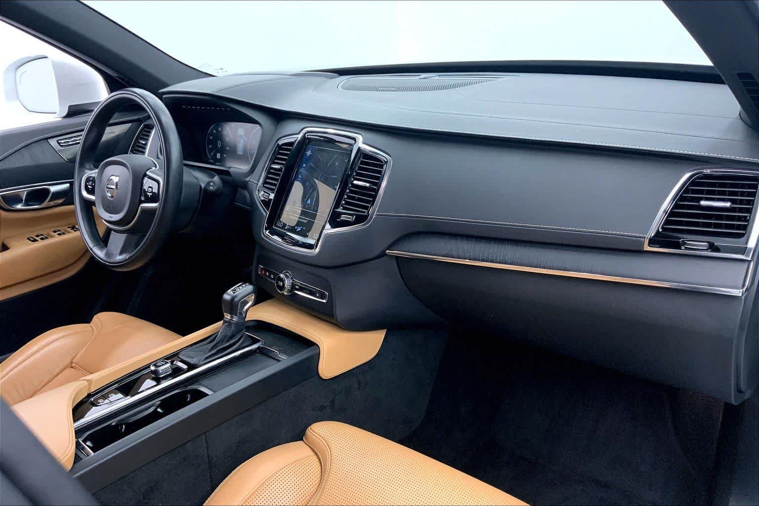 Used 2022 Volvo XC90 T6 Inscription AWD/4WD image 10