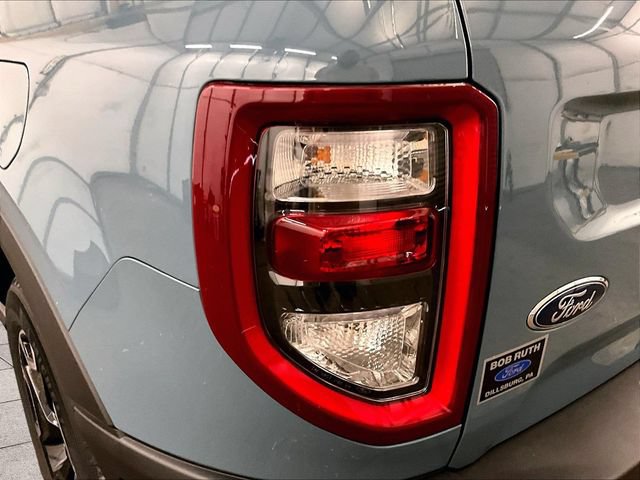 Certified 2023 Ford Bronco Sport Outer Banks w/ Tech Package AWD/4WD image 28