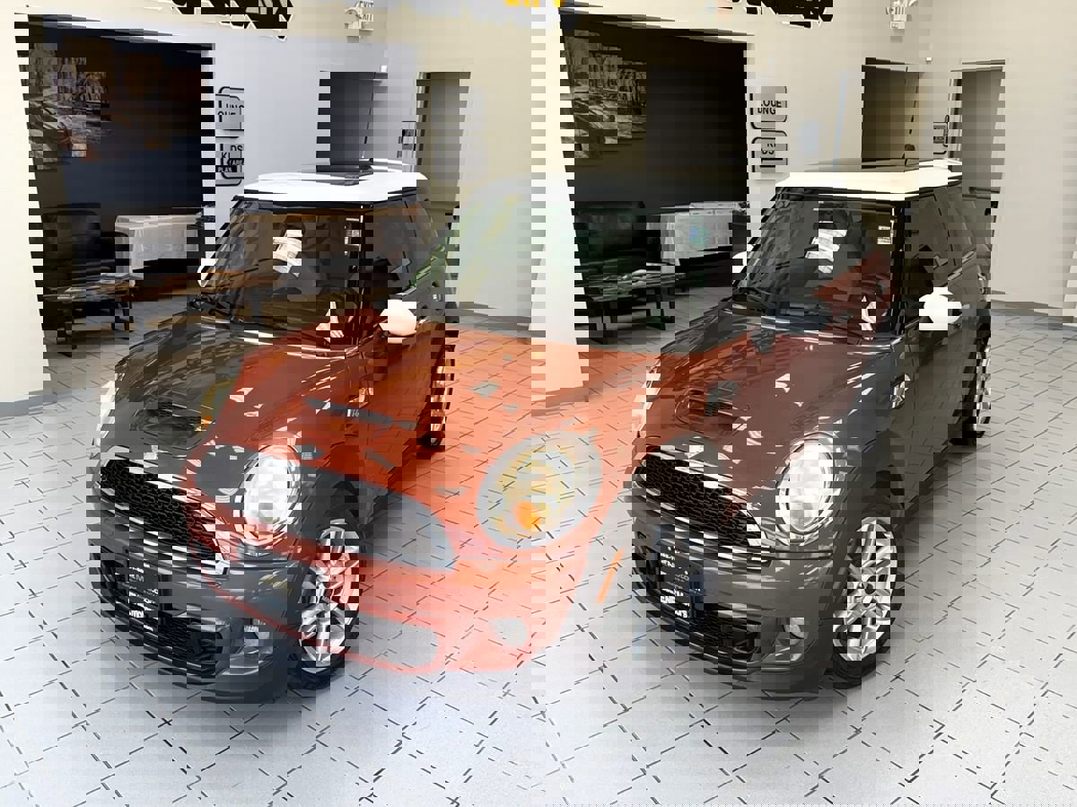 Used 2011 MINI Cooper S image 38