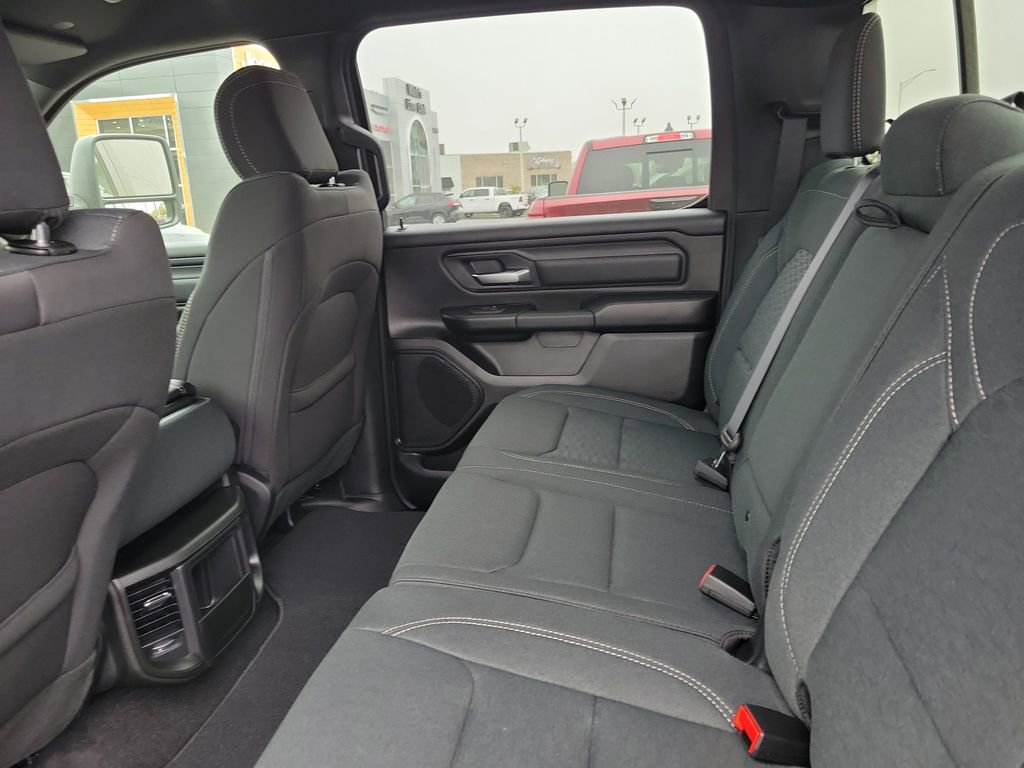 New 2026 RAM 1500 Express AWD/4WD image 25