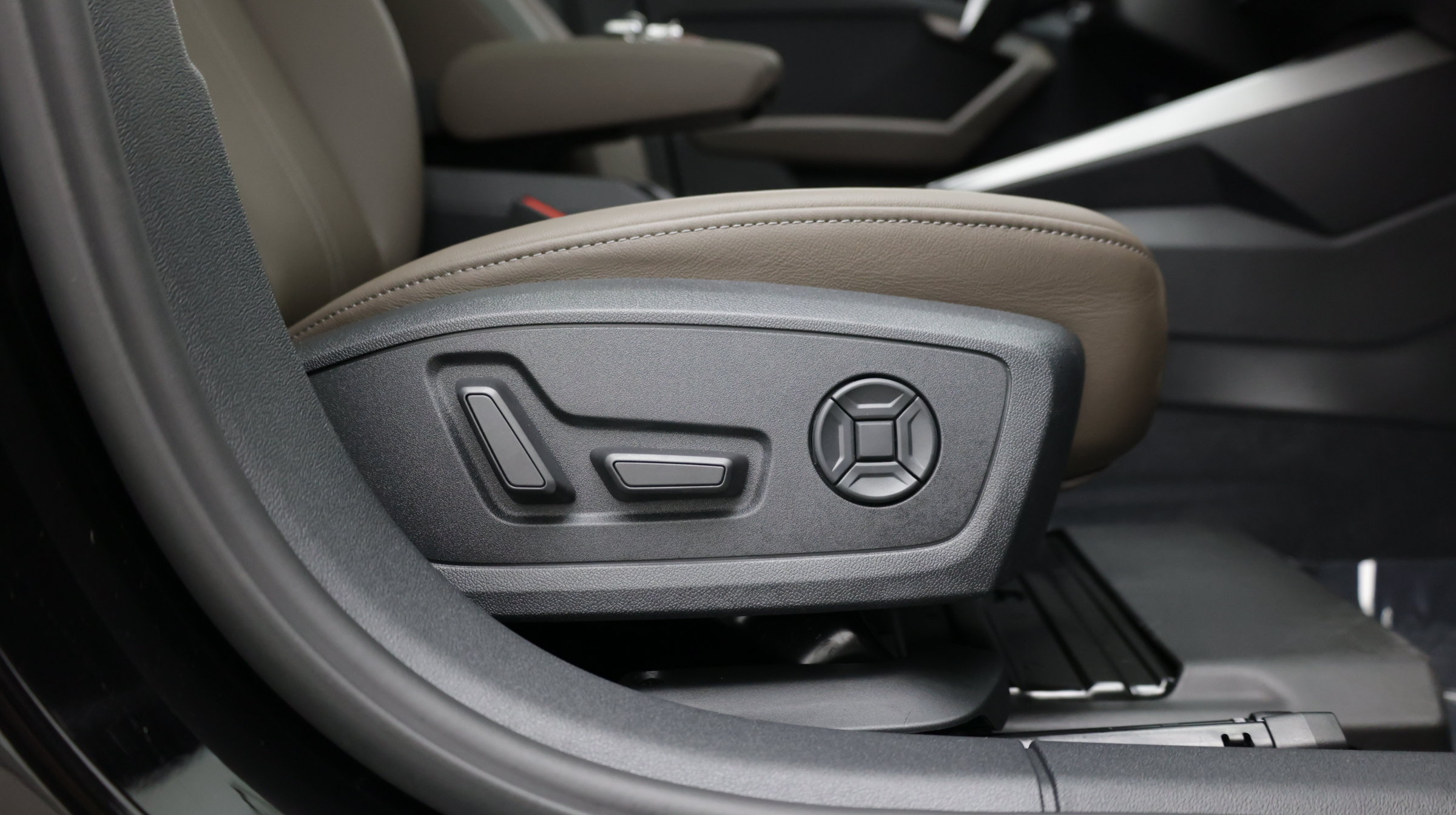 Used 2024 Audi A3 2.0T Premium FWD image 45
