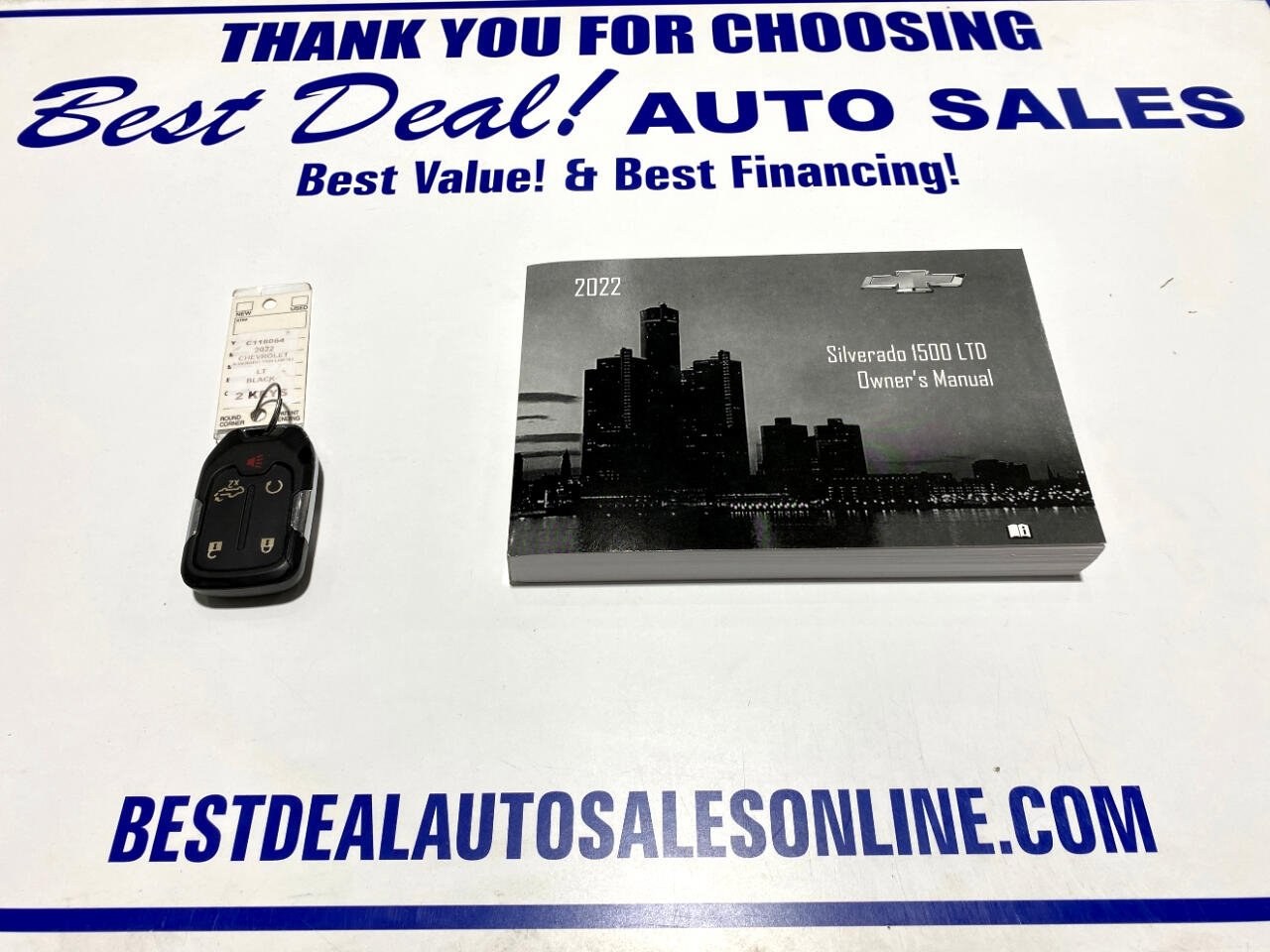 Used 2022 Chevrolet Silverado 1500 LT w/ Z71 Off-Road Package image 27