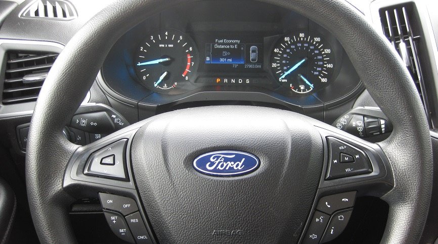 Used 2020 Ford Edge SE FWD image 11