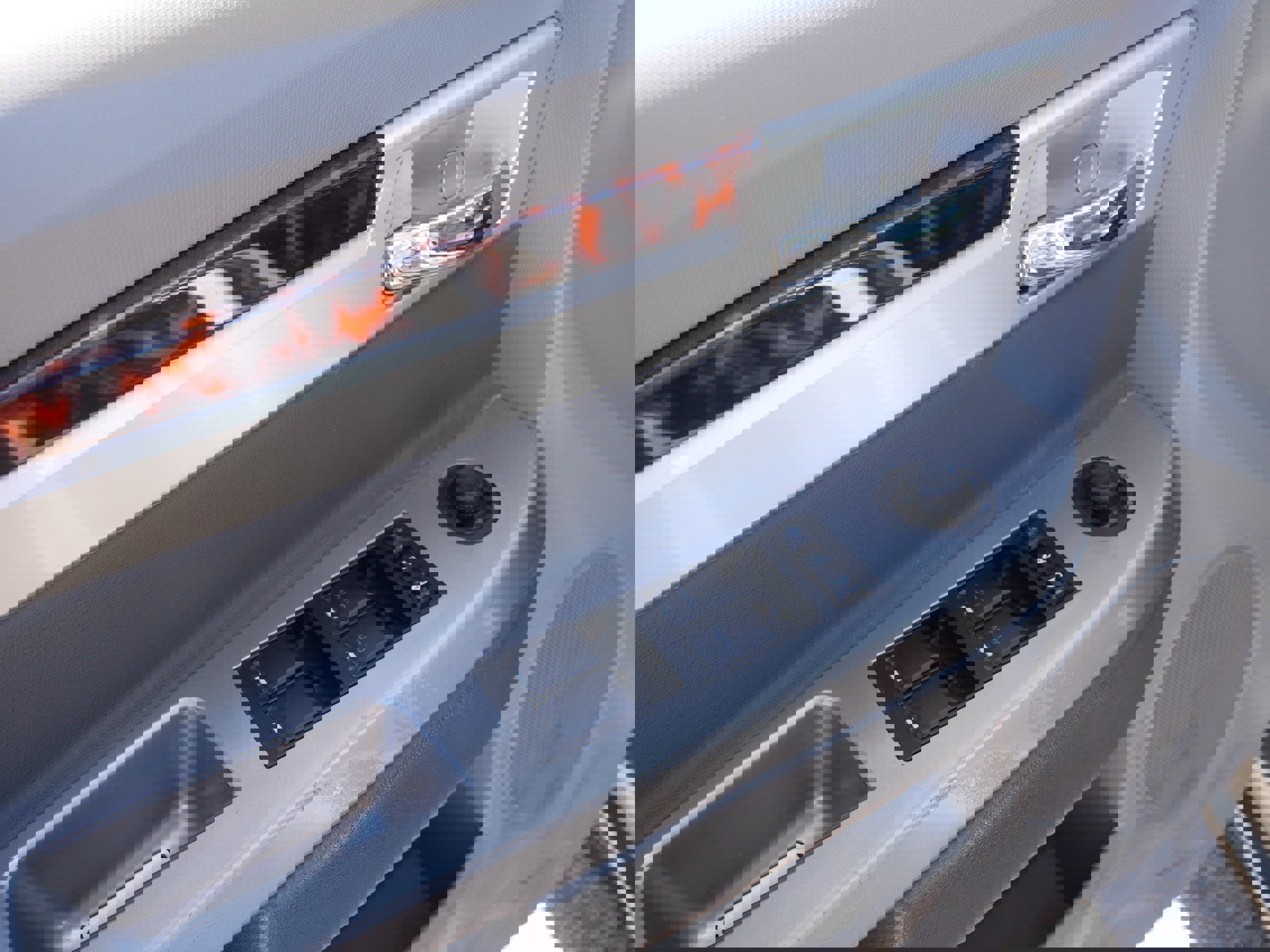 Used 2007 Chrysler Sebring Limited w/ Luxury Group image 15