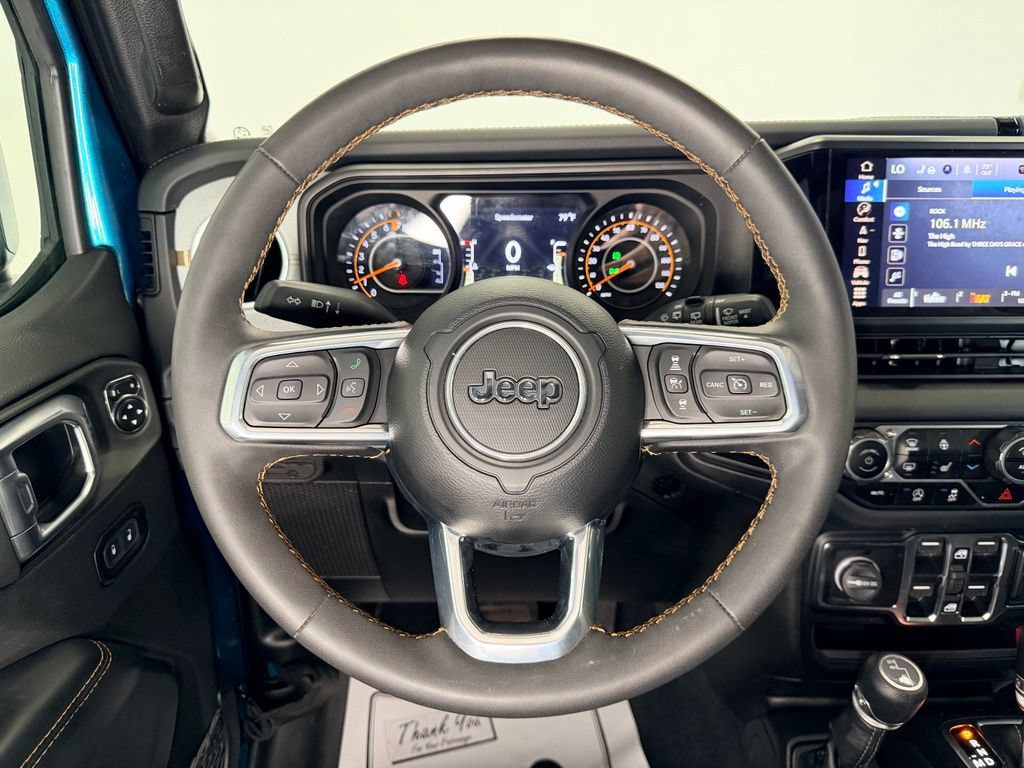 Used 2024 Jeep Wrangler Unlimited Sahara w/ Technology Group AWD/4WD image 15