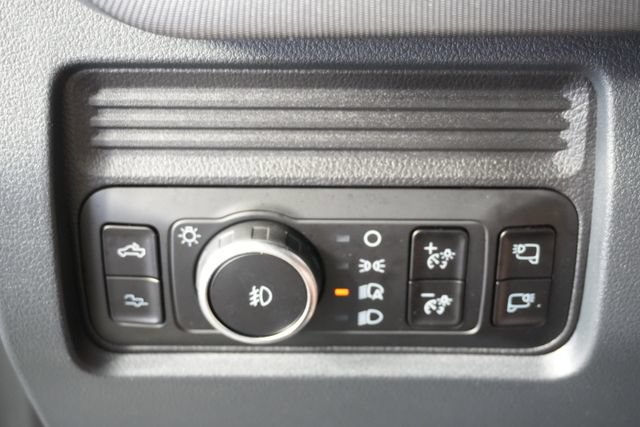 Used 2025 Ford F450 Platinum w/ FX4 Off-Road Package AWD/4WD image 22