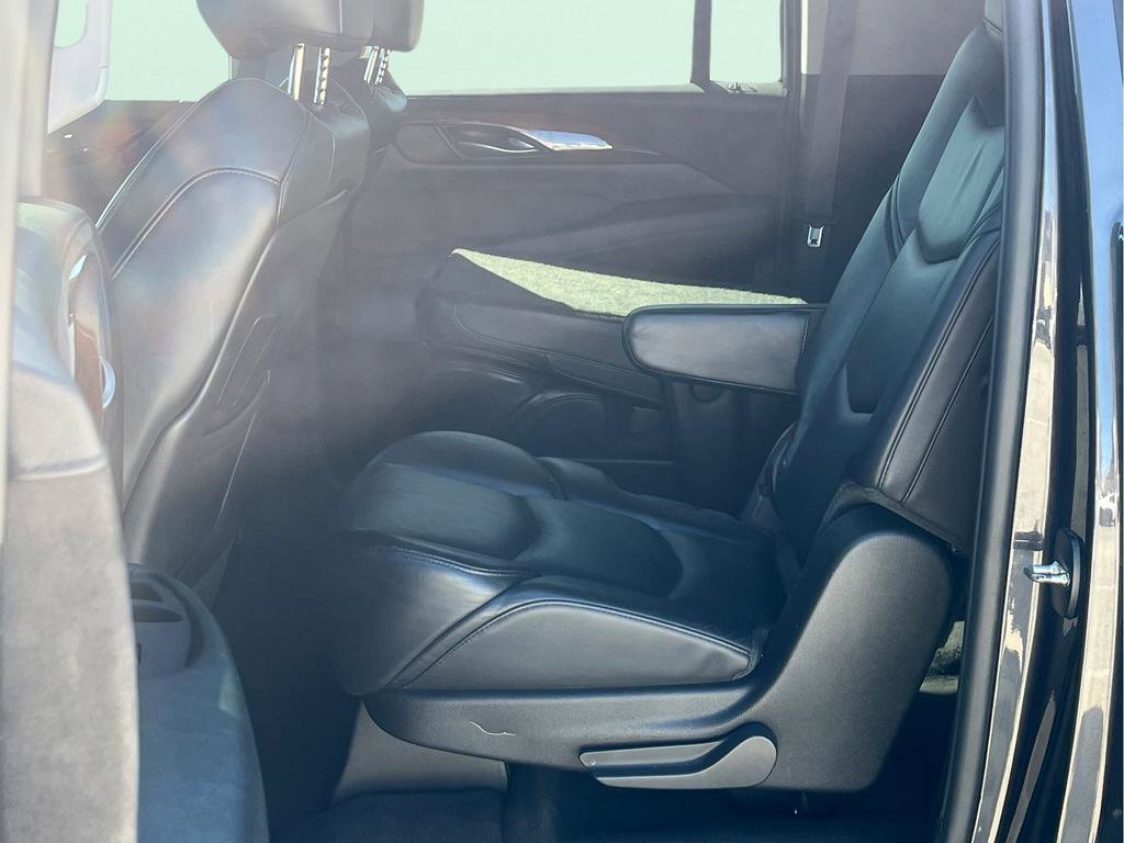 Used 2015 Cadillac Escalade ESV Premium image 14
