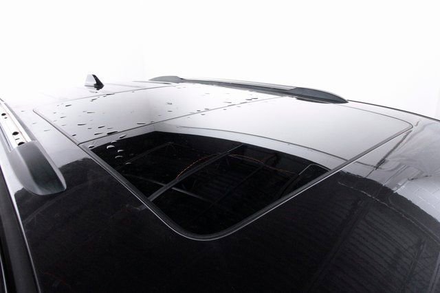 Used 2018 Jeep Grand Cherokee Summit w/ Platinum Series Group image 38