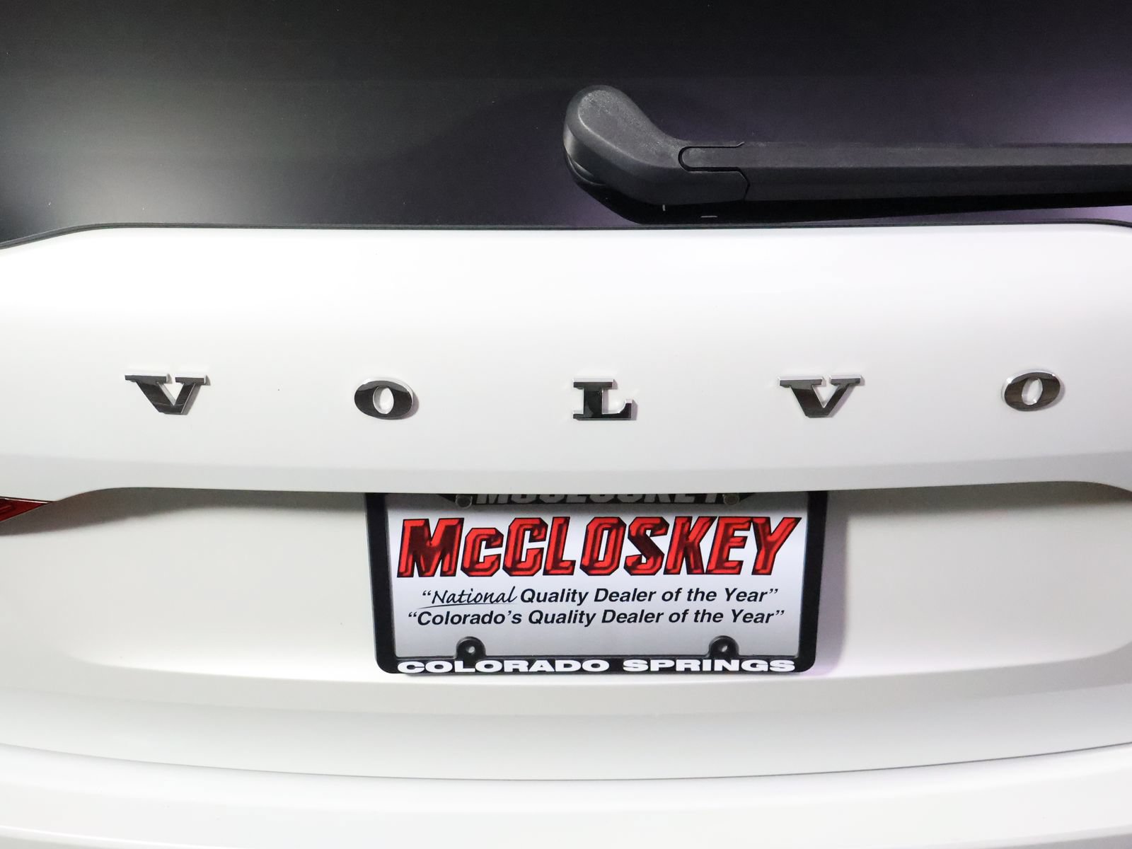 Used 2023 Volvo XC60 B5 Plus AWD/4WD image 8