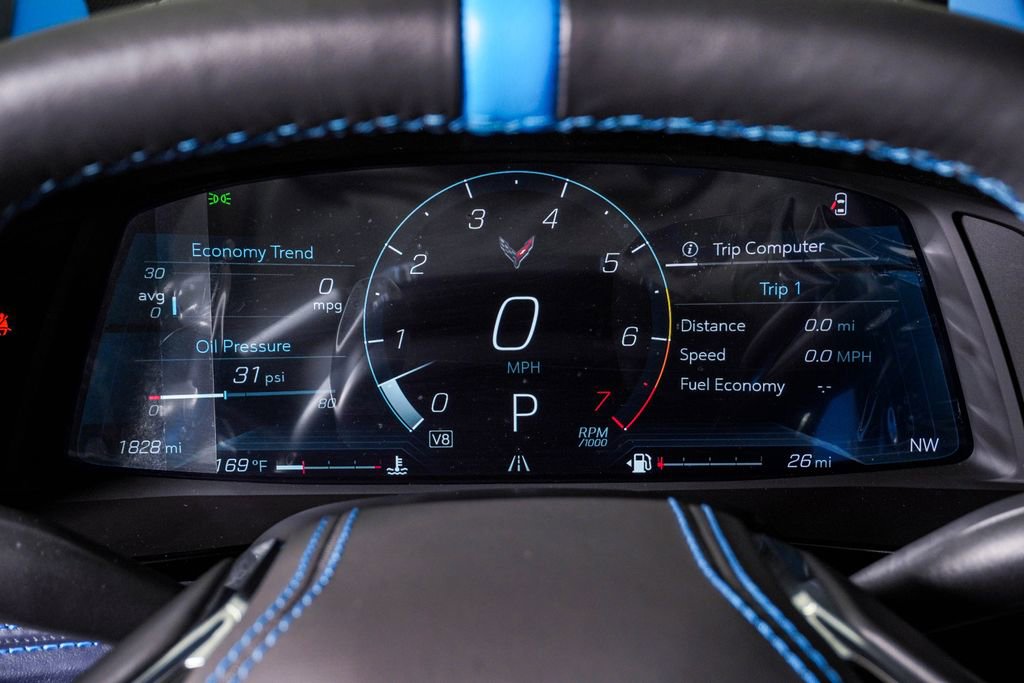Used 2025 Chevrolet Corvette Stingray Premium Cpe w/ Z51 Performance Package RWD image 22