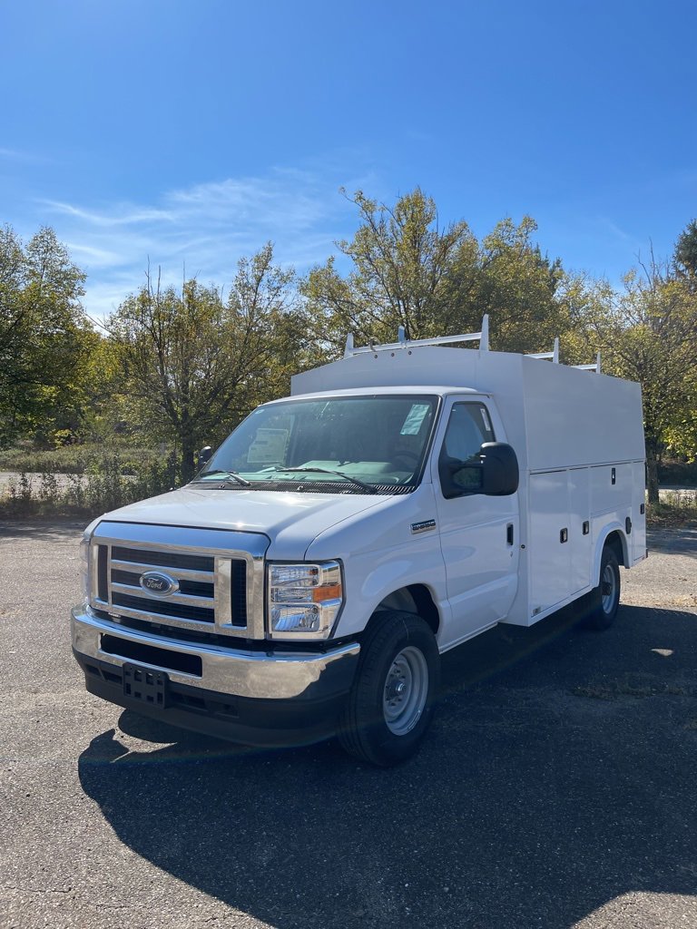 New 2025 Ford E-350 and Econoline 350 Super Duty w/ Power Equipment Group