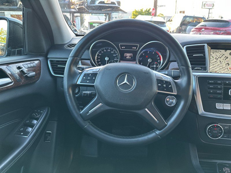 Used 2014 Mercedes-Benz ML 350 4MATIC image 37