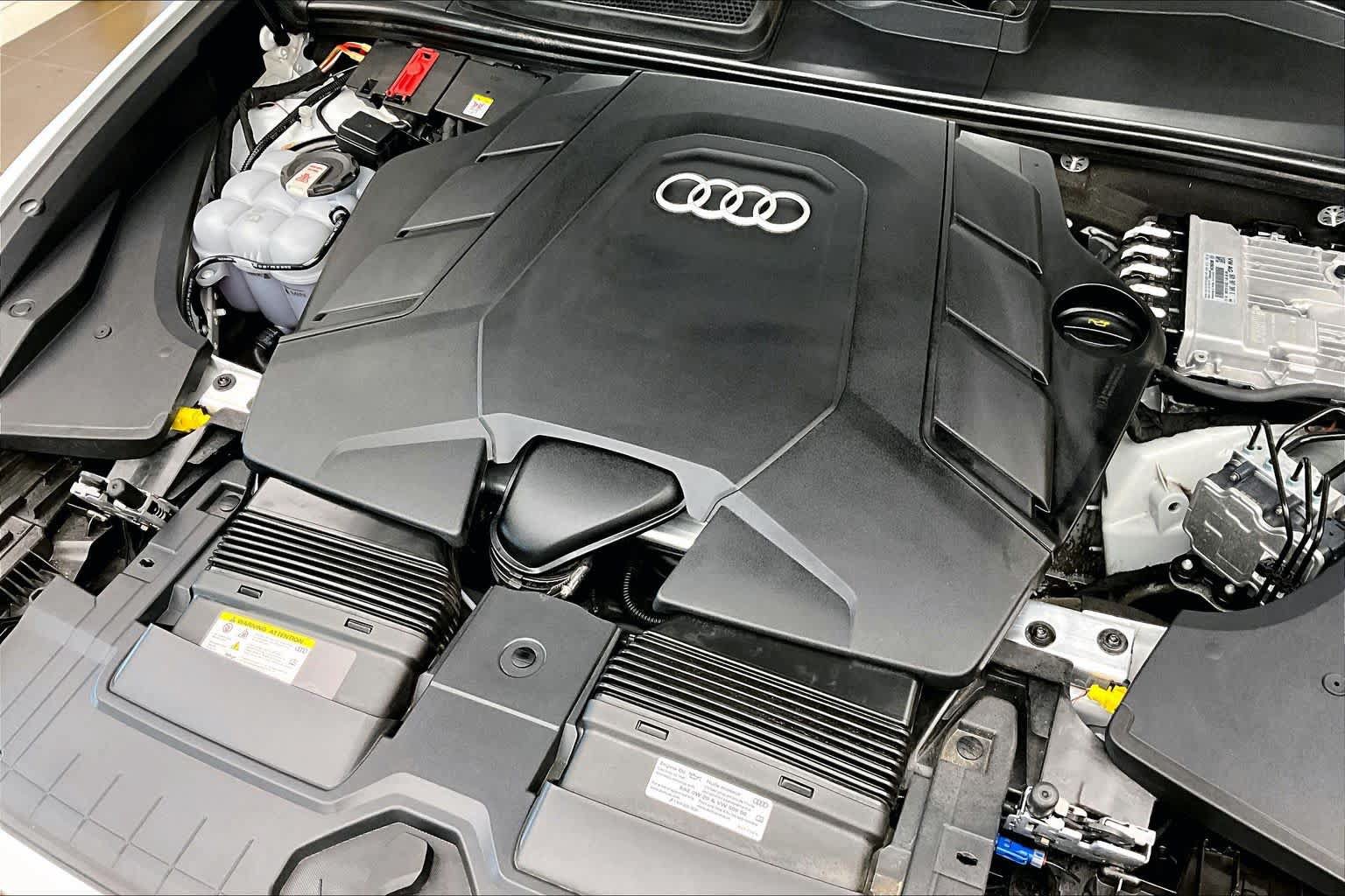 Used 2023 Audi Q8 Premium w/ Convenience Package AWD/4WD image 60