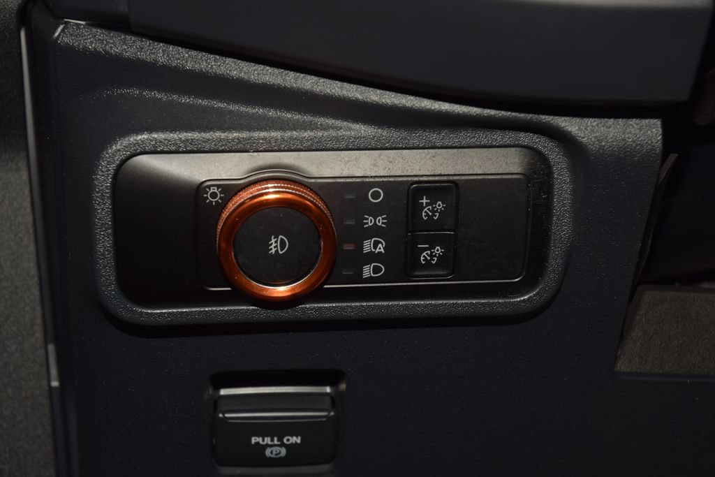 Used 2025 Ford Bronco Badlands AWD/4WD image 41