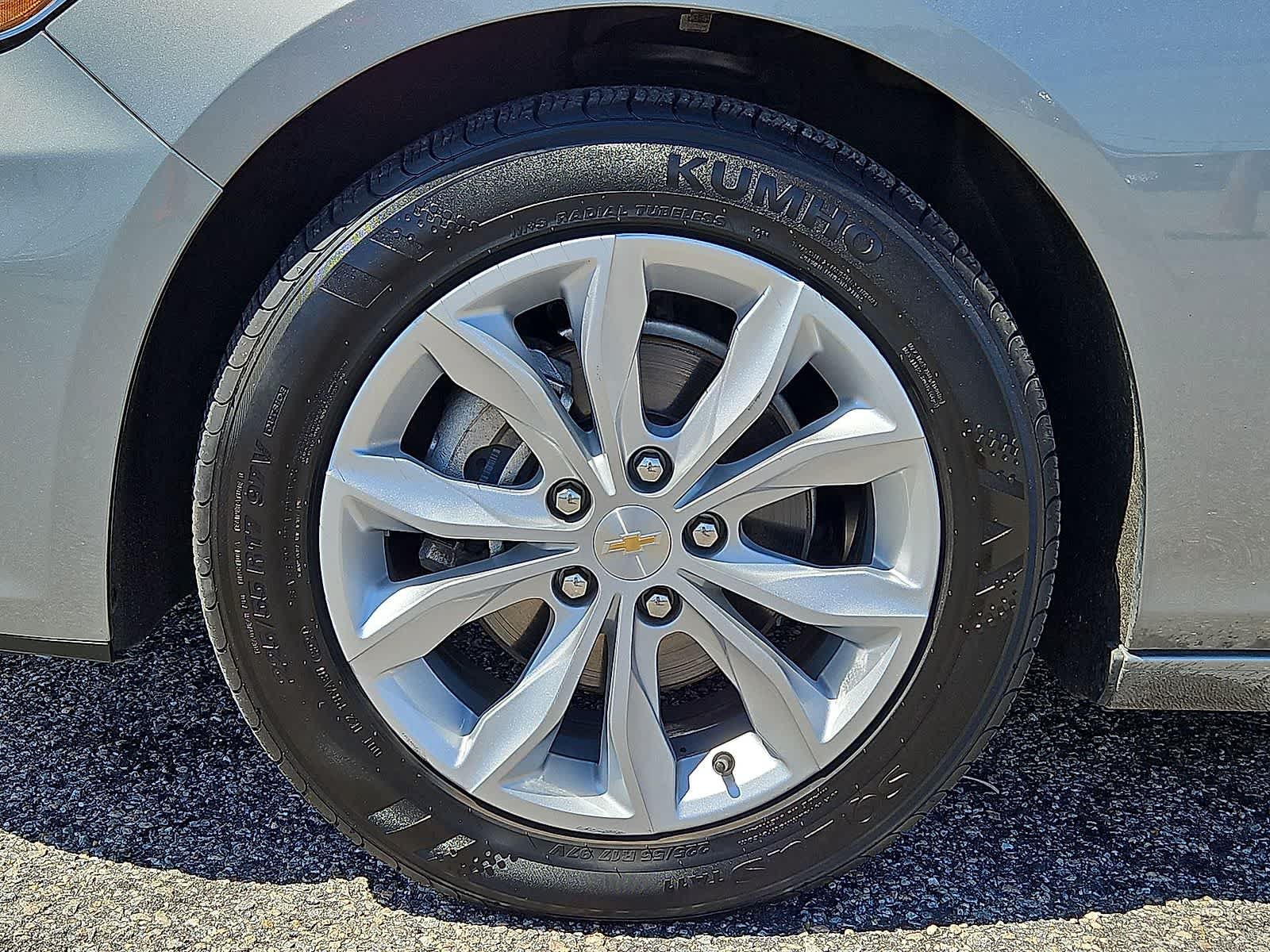 Certified 2024 Chevrolet Malibu LT FWD image 37