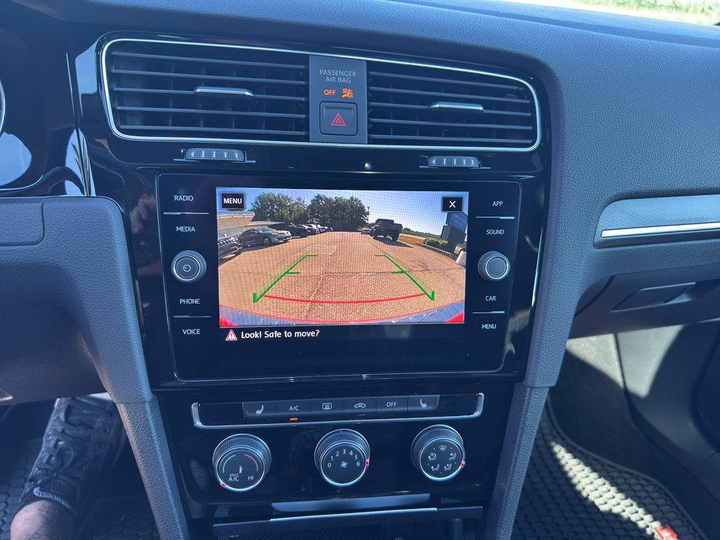 Used 2019 Volkswagen GTI SE FWD image 23