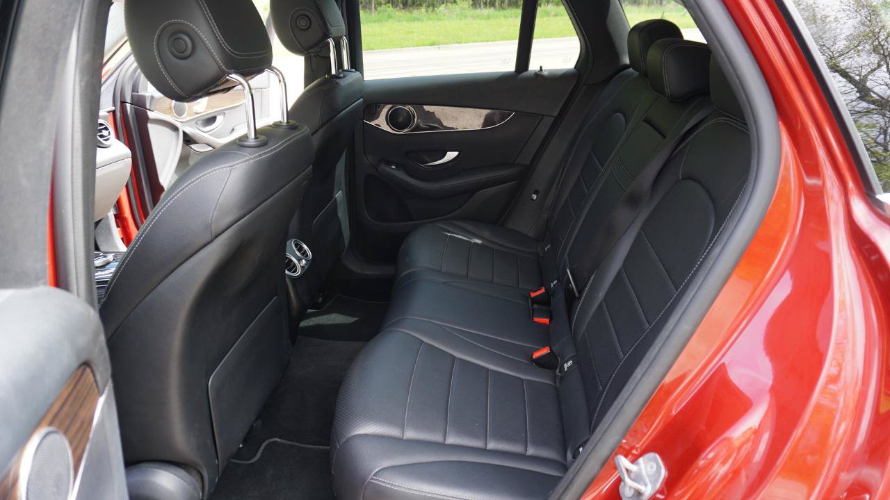 Used 2017 Mercedes-Benz GLC 300 4MATIC image 21