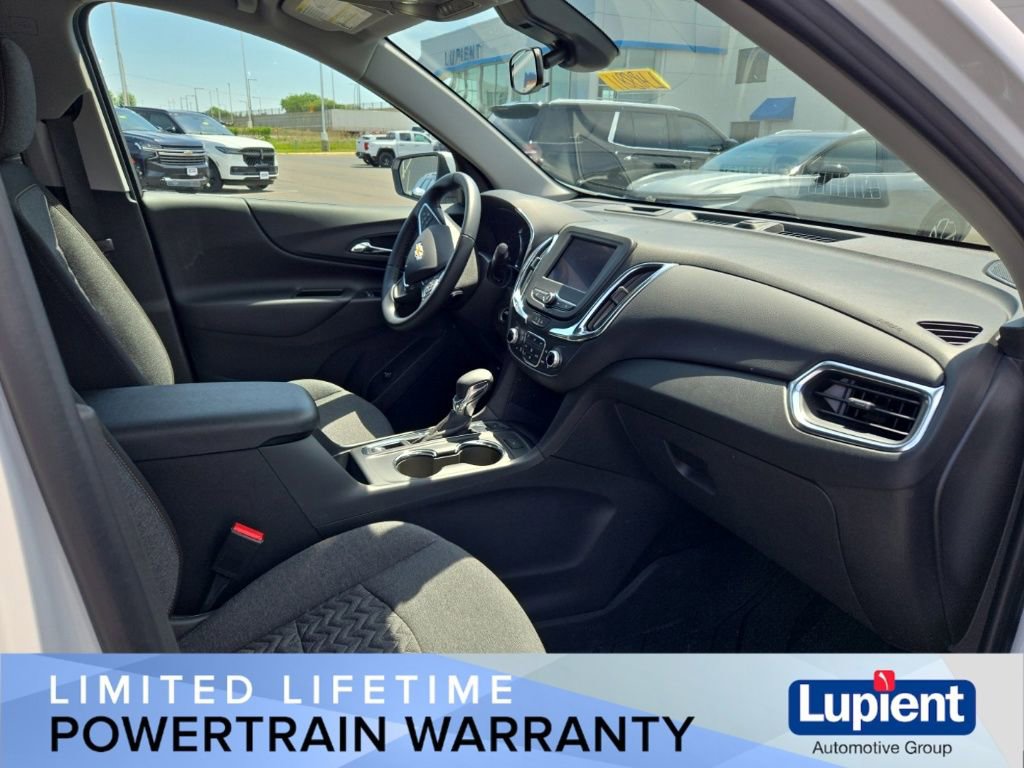 Used 2023 Chevrolet Equinox LT AWD/4WD image 18