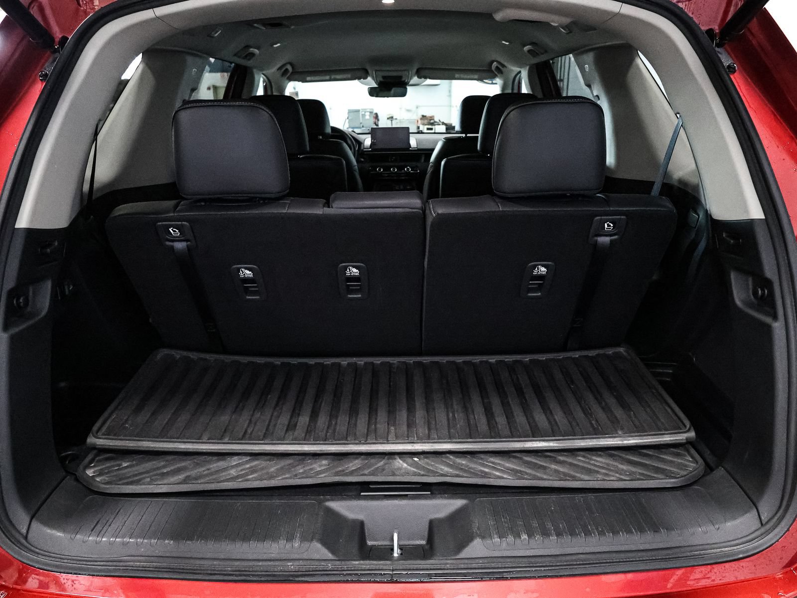 Used 2025 Honda Pilot EX-L image 17