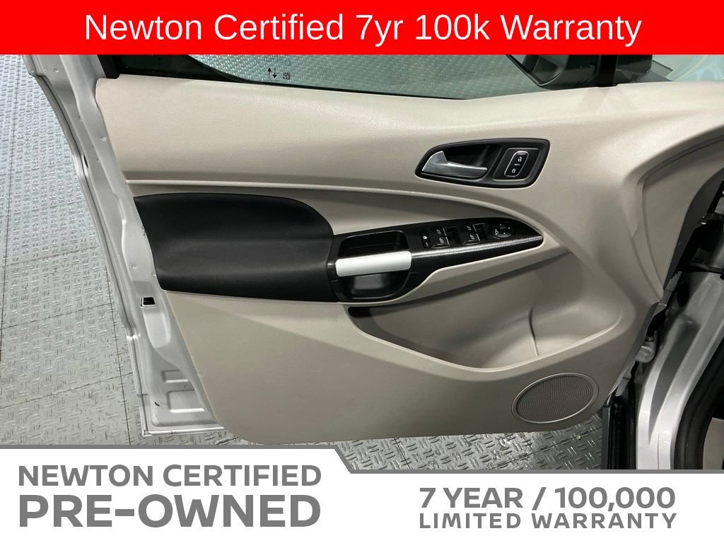 Used 2022 Ford Transit Connect XLT FWD image 35