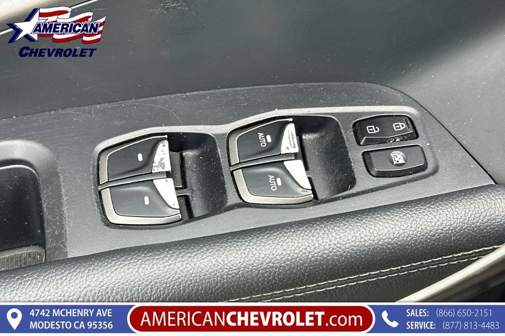 Used 2018 Hyundai Santa Fe Sport w/ 2.4L Value Package 02 FWD image 12
