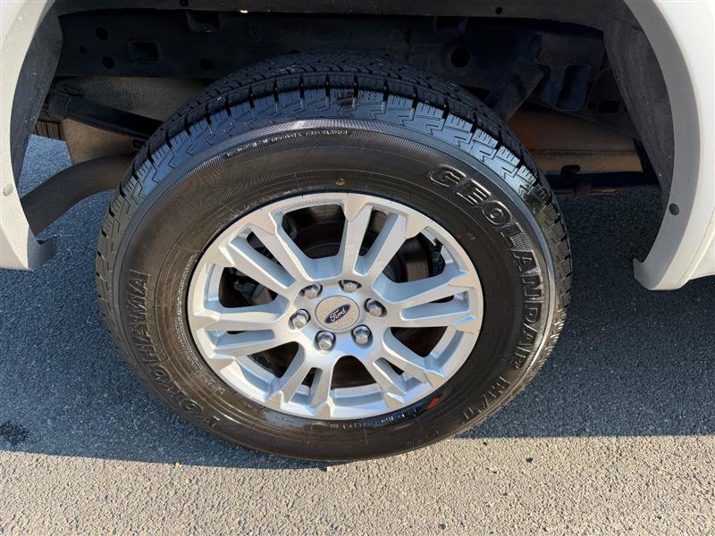 Used 2016 Ford F150 Lariat w/ Equipment Group 501A Mid AWD/4WD image 26
