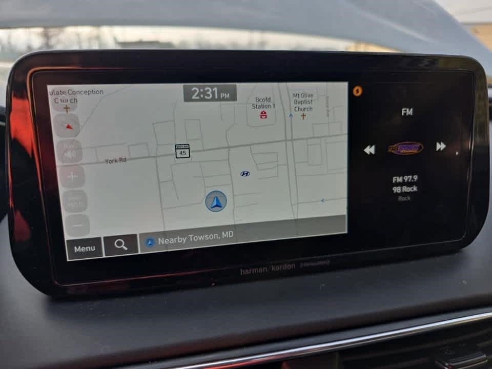 Used 2023 Hyundai Santa Fe SEL w/ Premium Package image 10