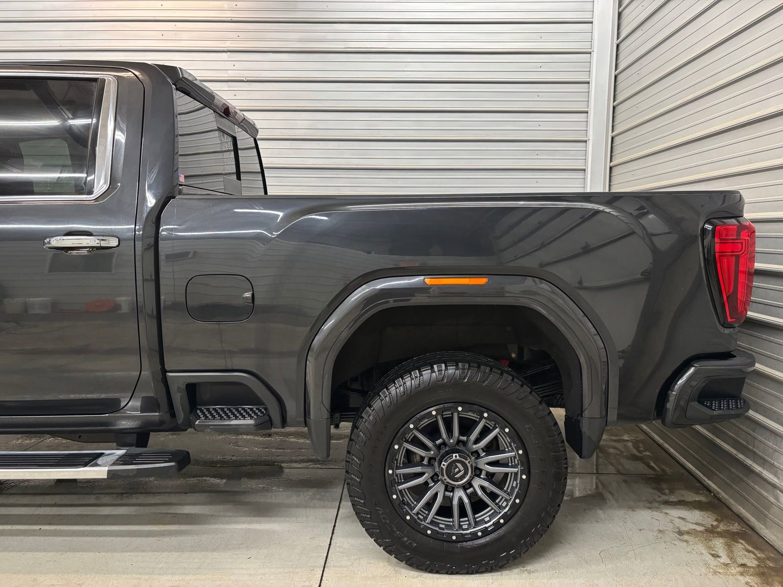 Used 2020 GMC Sierra 3500 Denali w/ Denali Ultimate Package image 5