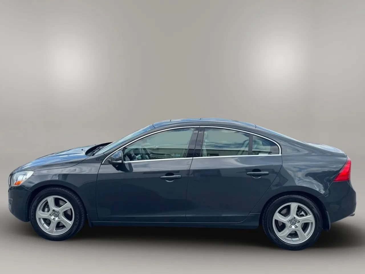 Used 2012 Volvo S60 T5 FWD image 5