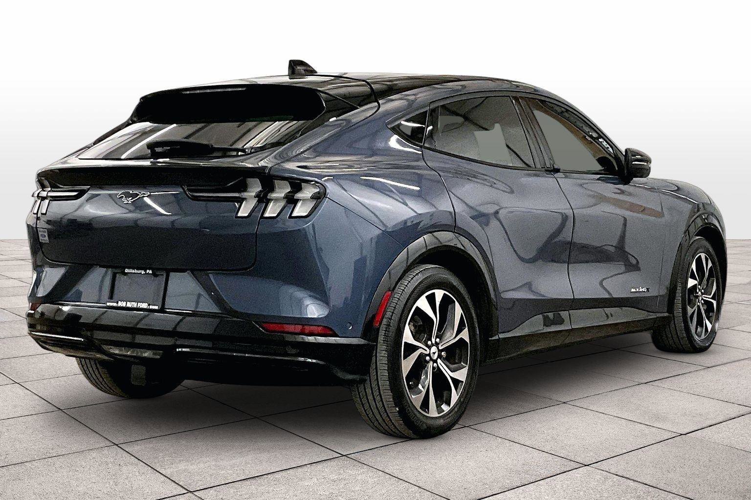 Used 2021 Ford Mustang Mach-E Premium image 11