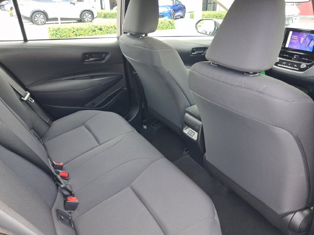 Used 2023 Toyota Corolla LE FWD image 24