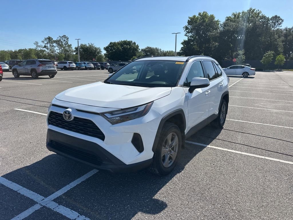 Used 2024 Toyota RAV4 XLE w/ Convenience Package FWD image 13