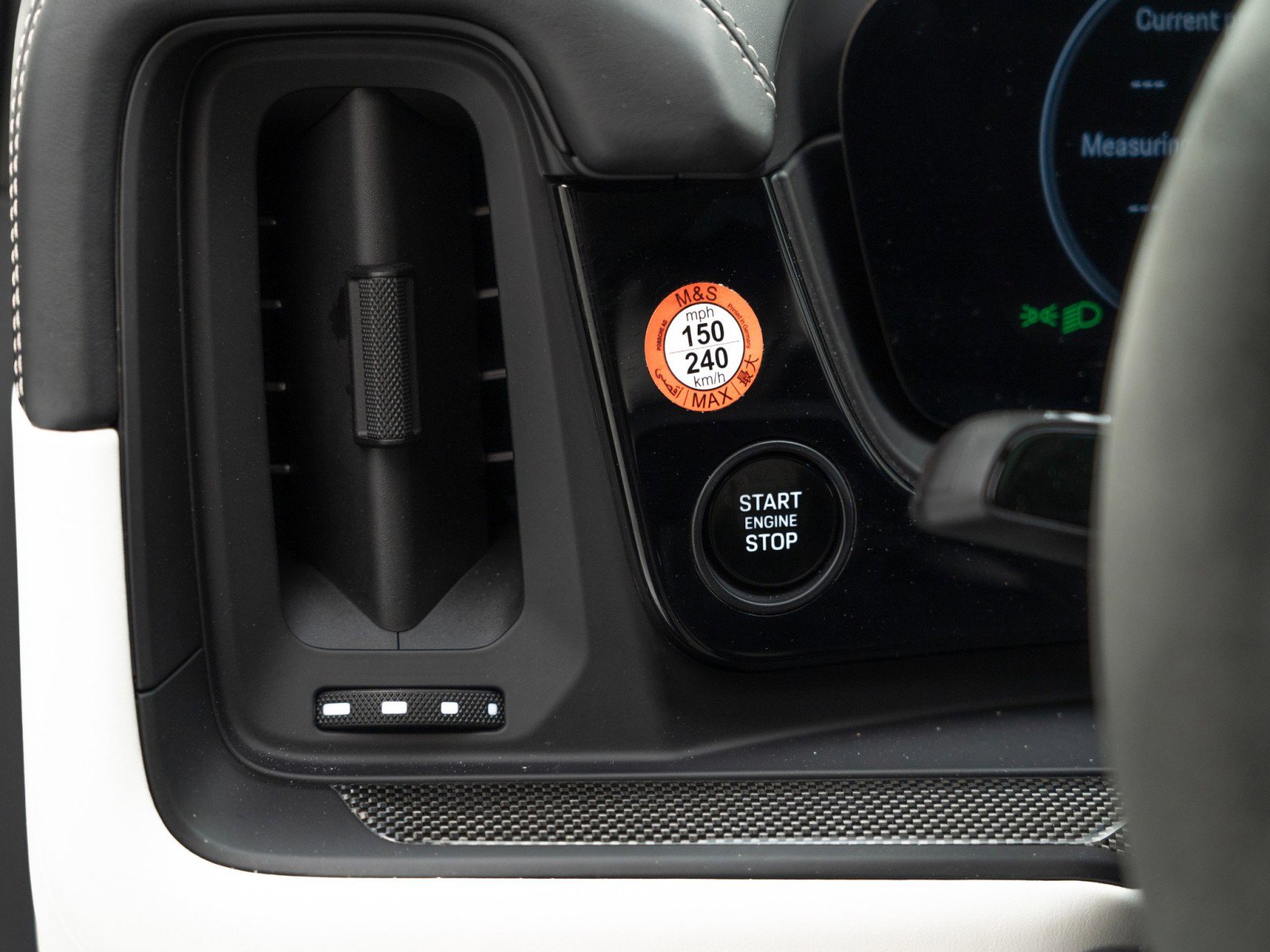 Certified 2025 Porsche Cayenne GTS image 28