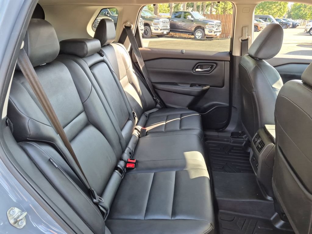 Used 2023 Nissan Rogue SL w/ SL Premium Package AWD/4WD image 15