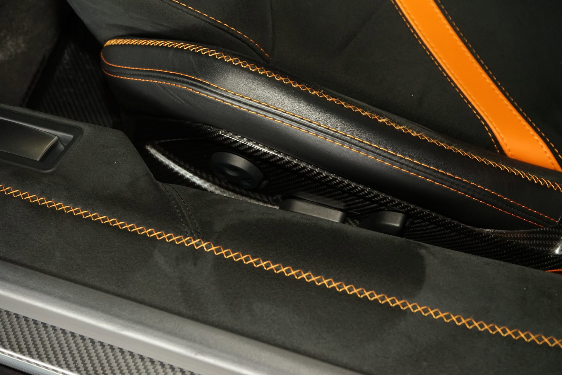 Used 2019 Lamborghini Aventador SVJ AWD/4WD image 41