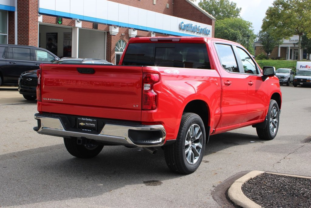 New 2026 Chevrolet Silverado 1500 LT w/ Safety Package AWD/4WD image 32