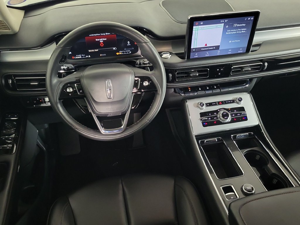 Certified 2024 Lincoln Aviator 2WD w/ Premium Package image 11