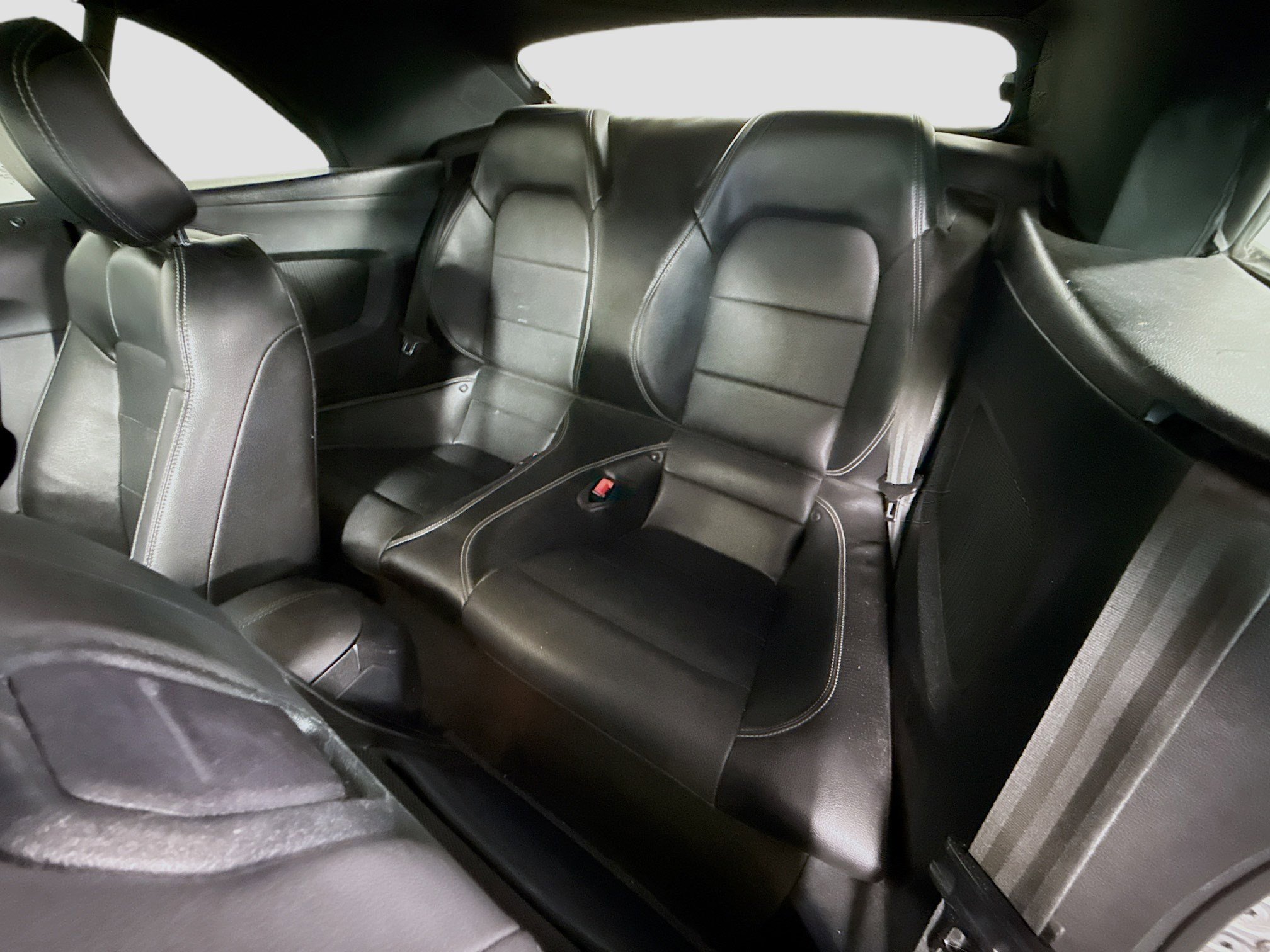 Used 2018 Ford Mustang Premium image 25