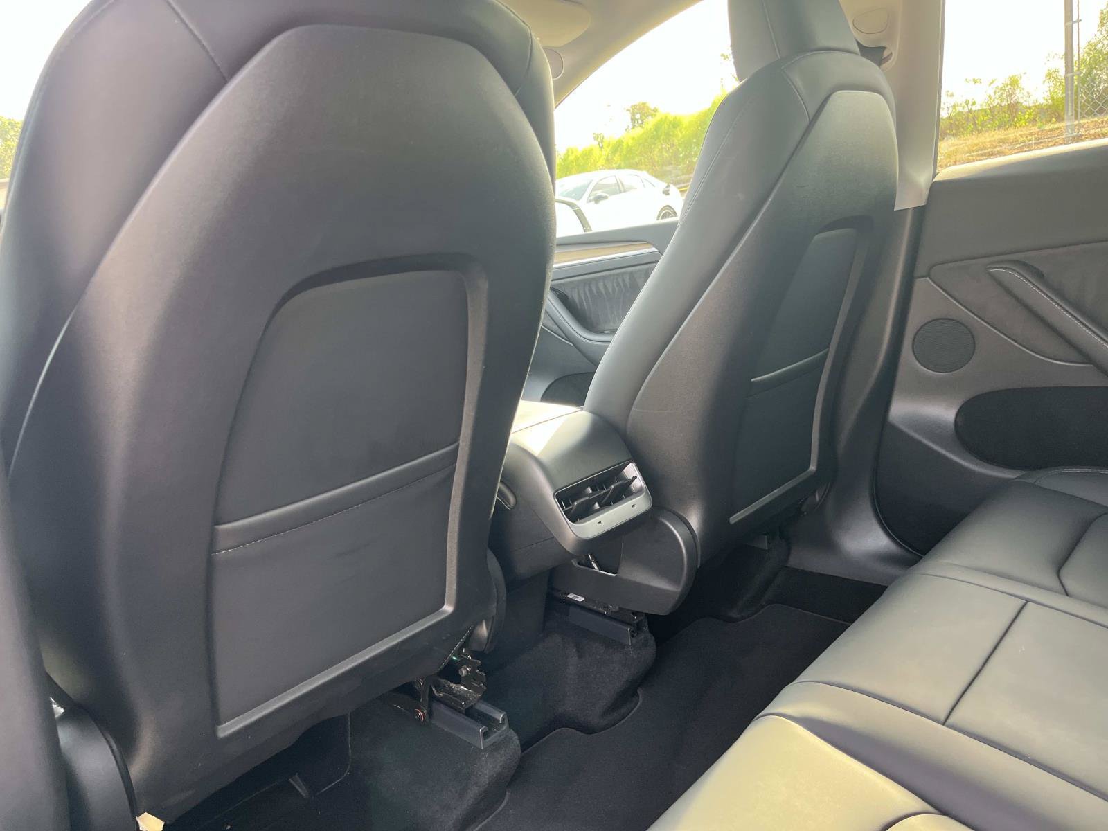 Used 2023 Tesla Model Y Long Range AWD/4WD image 18