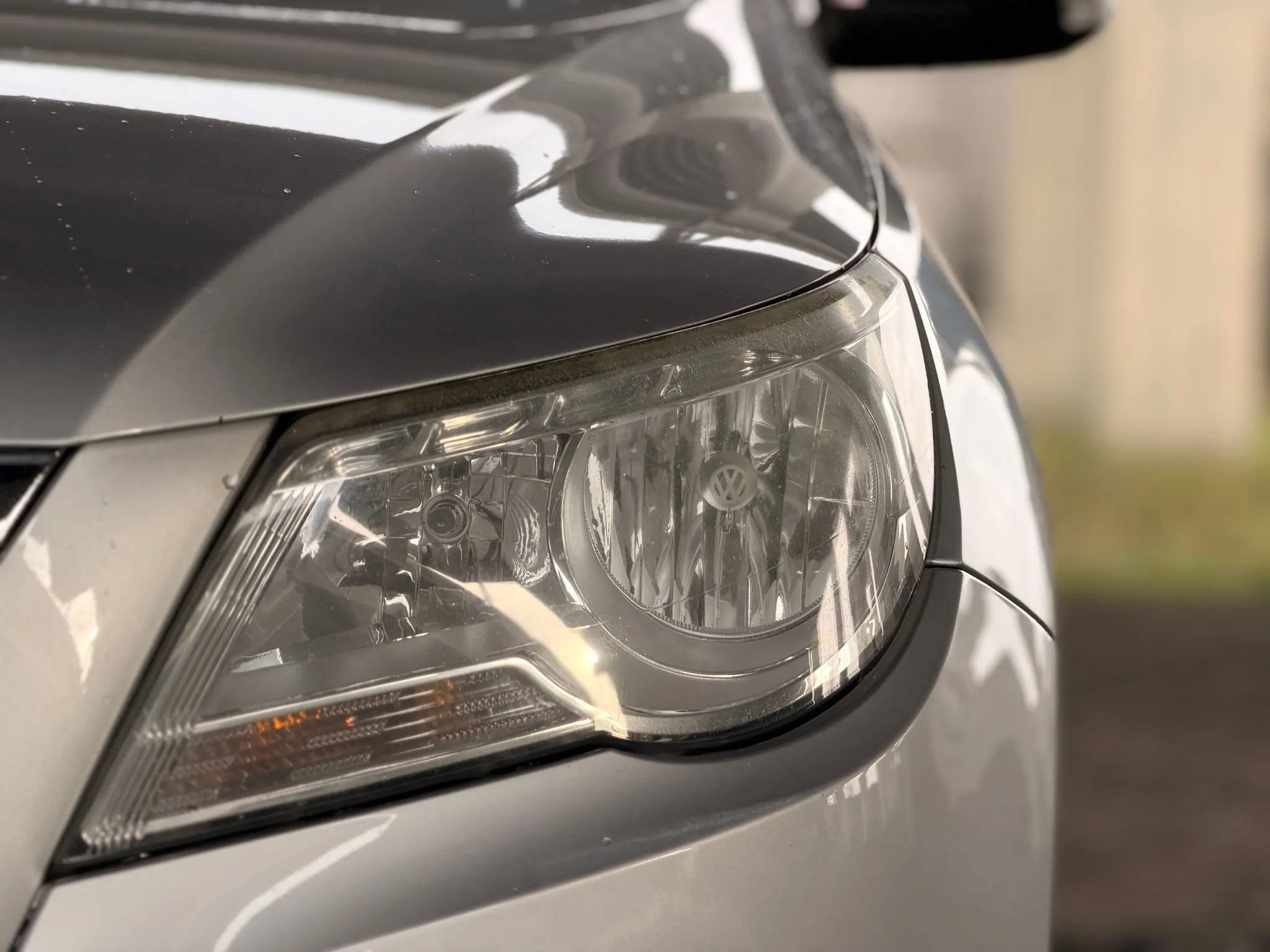 Used 2011 Volkswagen Tiguan S image 12