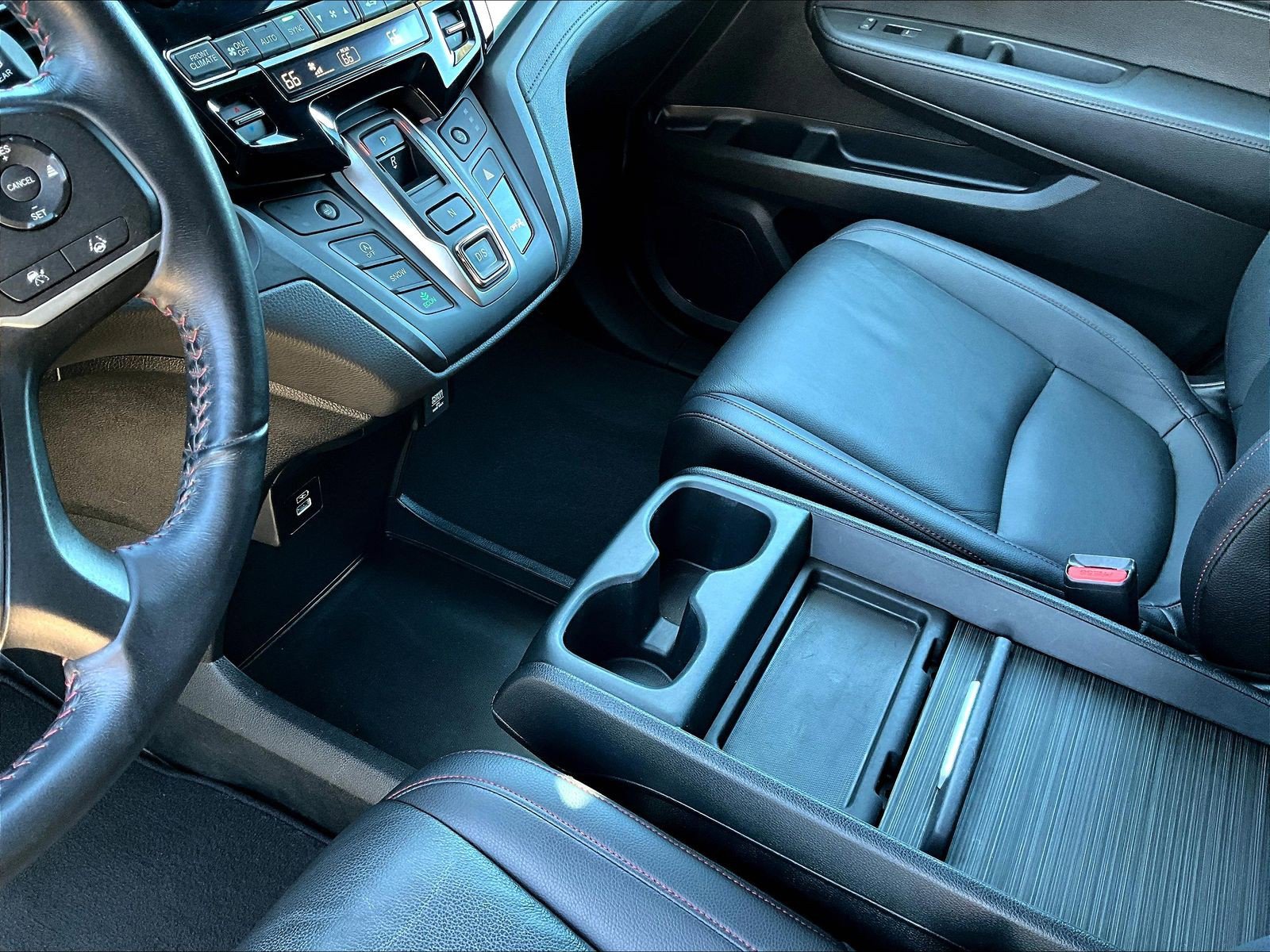 Certified 2023 Honda Odyssey Sport image 18