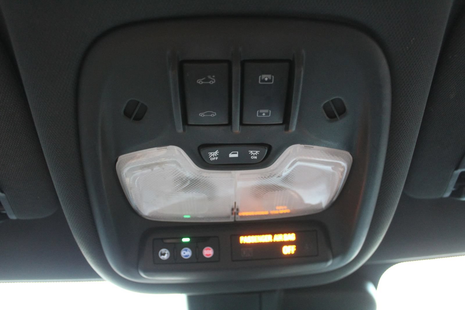 Used 2022 Chevrolet TrailBlazer ACTIV w/ Sun and Liftgate Package FWD image 25