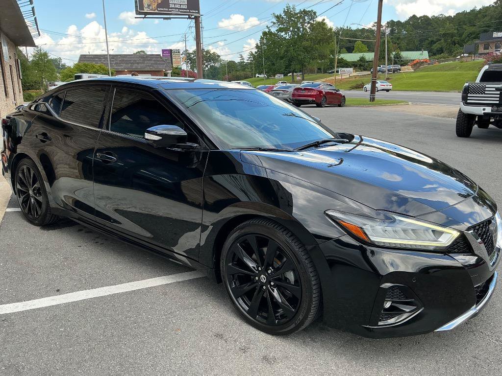 Used 2020 Nissan Maxima SR w/ Sport Mat Group FWD image 11