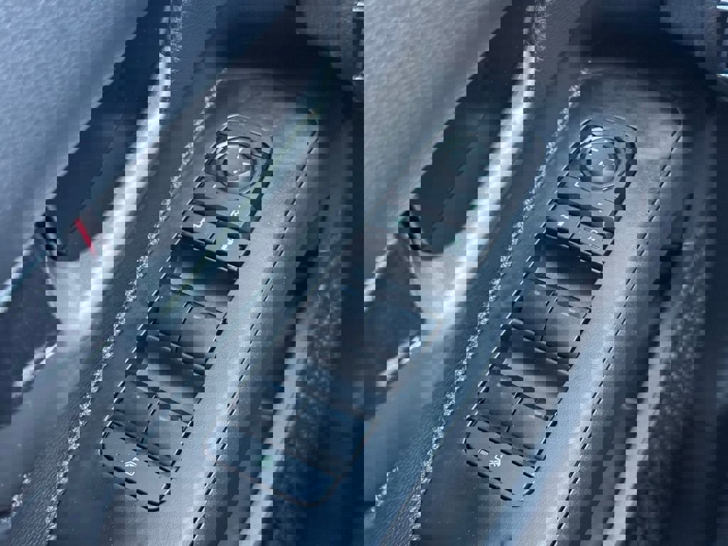 Used 2026 Toyota Tacoma Limited image 25