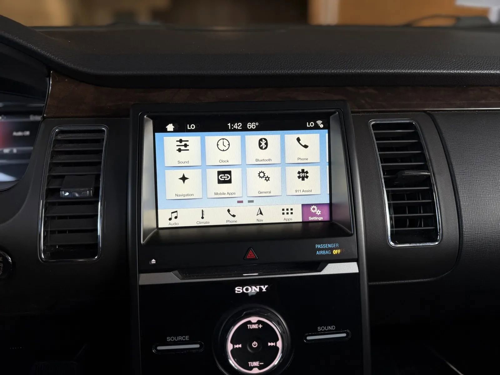 Used 2018 Ford Flex Limited image 33