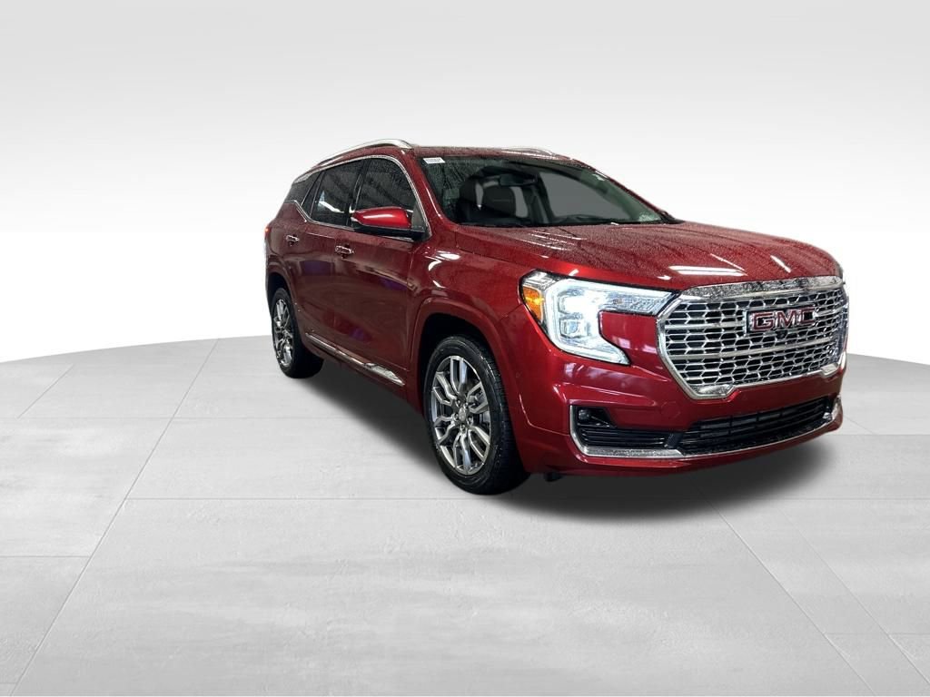 Used 2022 GMC Terrain Denali w/ Denali Premium Package image 9